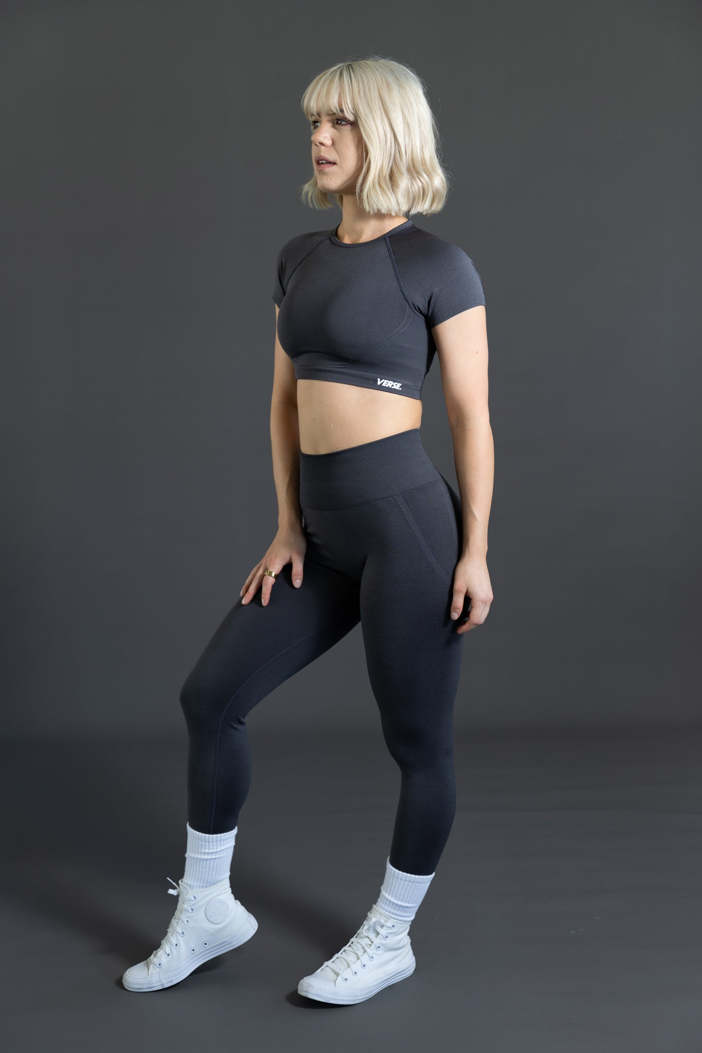 australia activewear set grey scrunch bum leggings crop tee